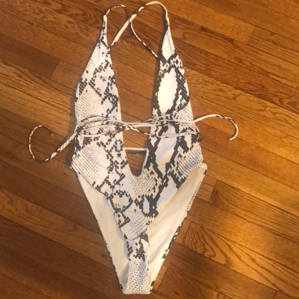 Shein white one piece swimsuit